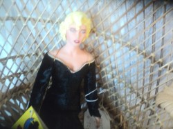 24 dick tracy blonde main_01